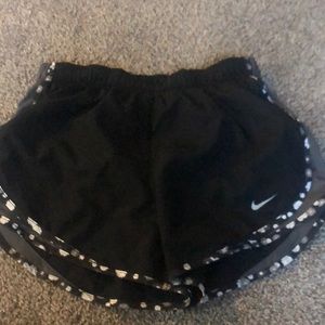 nike dri fit shorts size small but runs bigger